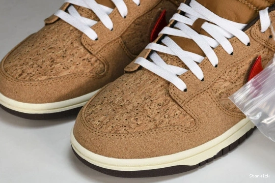 Dunk   SP Nike Low CLOT Cork FN0317-121  0715